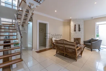 Casa com 4 Quartos à venda, 370m² no Campo Belo, São Paulo