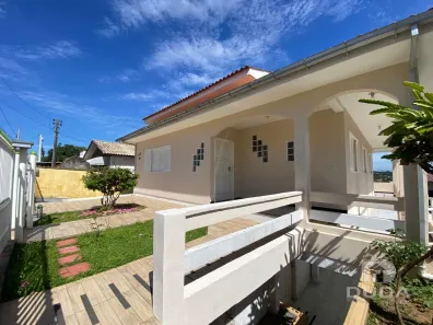 Casa com 4 Quartos para alugar, 315m² no Jardim Maristela, Criciúma