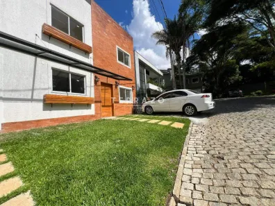 Casa de Condomínio com 4 Quartos à venda, 180m² no Vargem Grande, Teresópolis