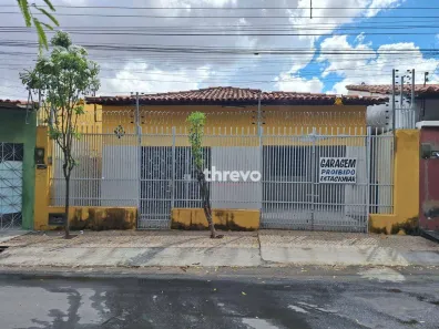 Casa com 3 Quartos para venda ou aluguel, 140m² no Parque Piauí, Teresina