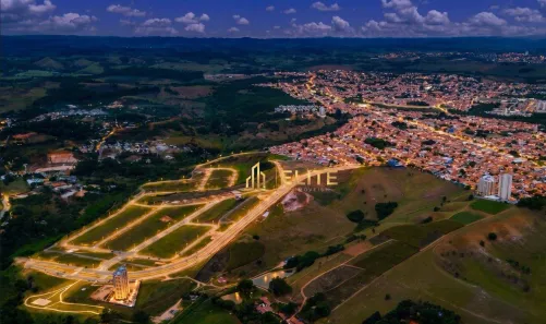 Lote/Terreno à venda, 893m² no Condomínio Recanto da Baronesa, São José dos Campos