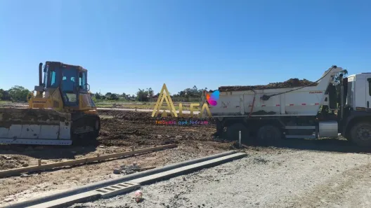Lote/Terreno à venda, 300m² no Santa Lidia, Penha