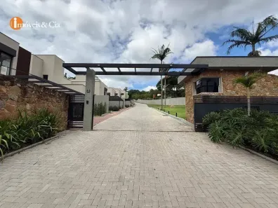 Casa com 4 Quartos para alugar, 250m² no Vila Santista, Atibaia