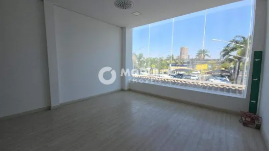 Ponto Comercial para alugar, 65m² no Morada da Colina, Uberlândia