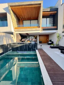 Casa de Condomínio com 4 Quartos à venda, 400m² no Recreio dos Bandeirantes, Rio de Janeiro