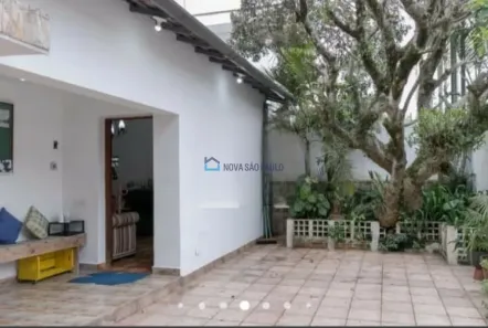 Casa com 4 Quartos à venda, 225m² no Jardim Aeroporto, São Paulo