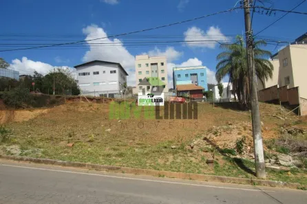 Lote/Terreno à venda, 900m² no Oswaldo Barbosa Pena II, Nova Lima