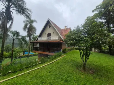 Sobrado com 3 Quartos à venda, 330m² no Roseira, Mairiporã