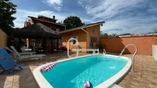 Casa com 8 Quartos à venda, 440m² no Balneário Garça Vermelha, Peruíbe