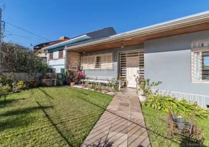Casa com 4 Quartos à venda, 374m² no Vila Assunção, Porto Alegre