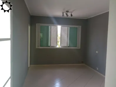 Casa com 3 Quartos para alugar, 137m² no Vila Osasco, Osasco