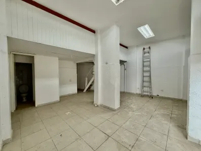 Ponto Comercial para alugar, 60m² no Ponta da Praia, Santos