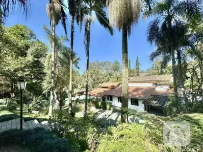 Casa de Condomínio com 3 Quartos para venda ou aluguel, 473m² no Algarve, Cotia