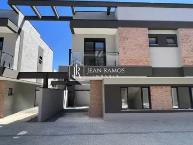Sobrado com 3 Quartos à venda, 113m² no Boqueirão, Curitiba
