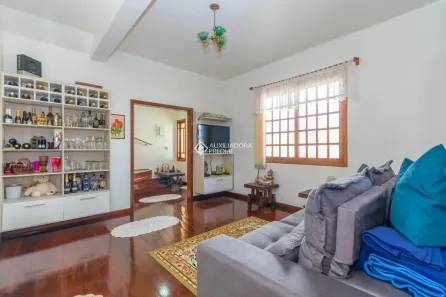 Casa com 3 Quartos à venda, 150m² no Azenha, Porto Alegre