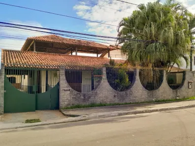 Casa com 3 Quartos à venda, 353m² no Serra Grande, Niterói
