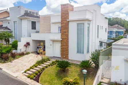 Casa com 4 Quartos à venda, 305m² no São Braz, Curitiba
