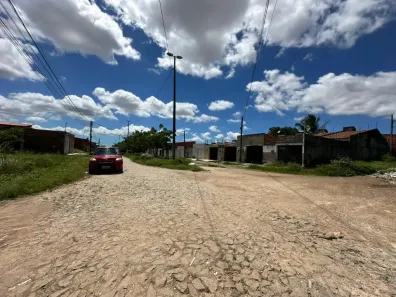 Lote/Terreno à venda, 150m² no Siqueira, Fortaleza