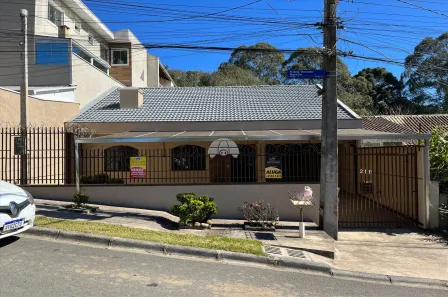 Casa com 3 Quartos à venda, 117m² no Taboão, Curitiba