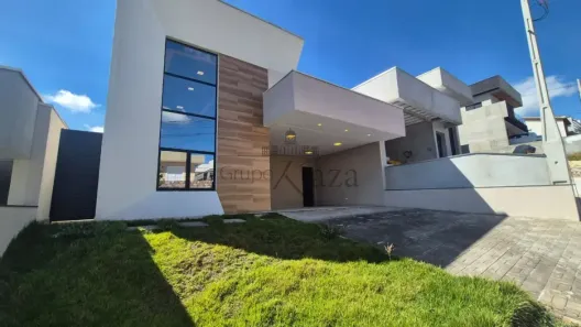 Casa de Condomínio com 3 Quartos à venda, 131m² no Condomínio Residencial Fogaça, Jacareí