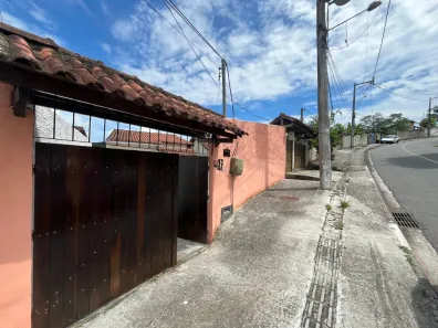 Casa com 2 Quartos para alugar, 80m² no Rio do Ouro, São Gonçalo