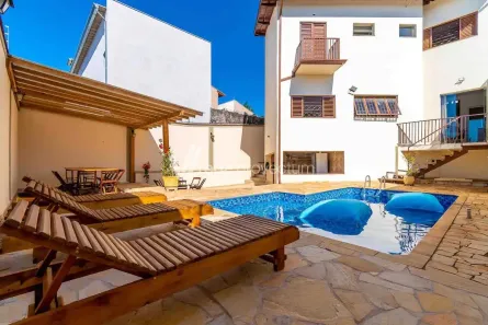 Sobrado com 4 Quartos à venda, 258m² no Vila Brandina, Campinas
