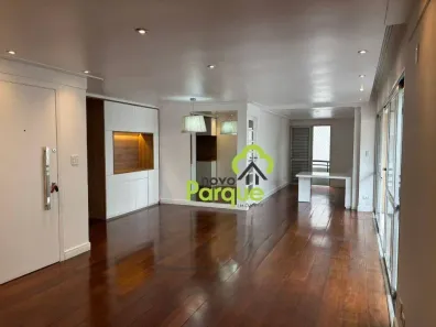 Apartamento com 3 Quartos para alugar, 138m² no Aclimação, São Paulo