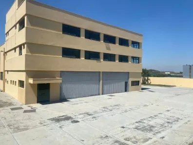Galpão/Depósito/Armazém para venda ou aluguel, 2500m² no Centro Industrial de Arujá, Arujá