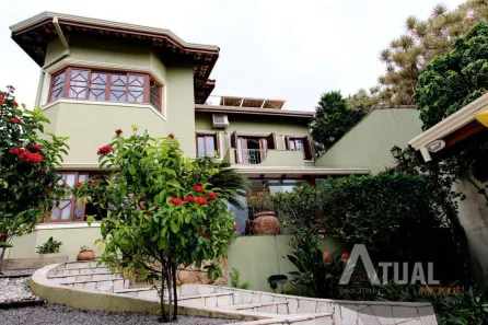 Casa com 3 Quartos para venda ou aluguel, 402m² no Vila Petrópolis, Atibaia