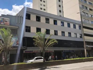 Apartamento com 2 Quartos para alugar, 51m² no Centro, Juiz de Fora