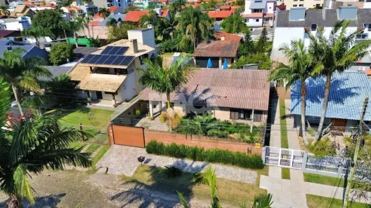 Casa com 4 Quartos à venda, 240m² no Torres, Torres