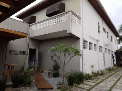 Casa com 4 Quartos à venda, 962m² no Quiririm, Taubaté
