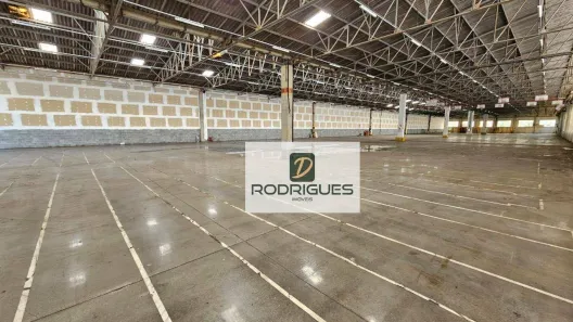 Galpão/Depósito/Armazém para alugar, 2300m² no Vila Nogueira, Diadema
