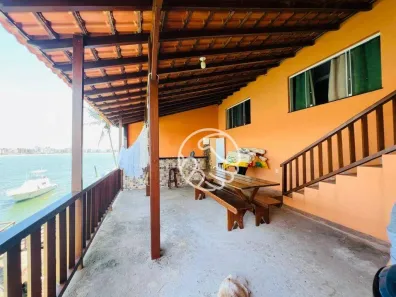 Casa com 10 Quartos à venda, 370m² no Centro, Guarapari