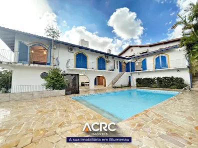 Casa com 4 Quartos à venda, 509m² no Água Verde, Blumenau