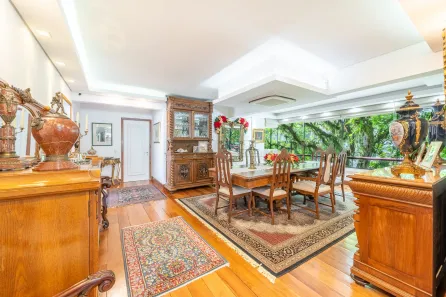 Apartamento com 4 Quartos à venda, 234m² no Floresta, Porto Alegre
