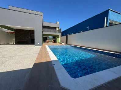 Sobrado com 4 Quartos à venda, 225m² no Jardim Casablanca, Peruíbe