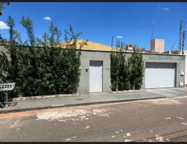Casa com 4 Quartos à venda, 300m² no Setor Sul, Goiânia