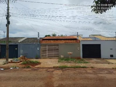 Casa com 2 Quartos à venda, 80m² no Setor Cristina, Trindade
