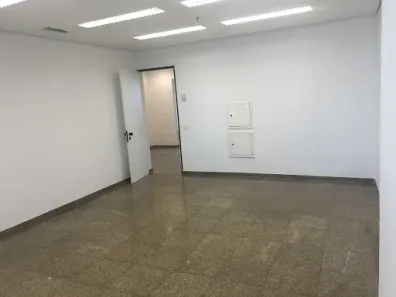 Sala Comercial para alugar, 120m² no Pinheiros, São Paulo