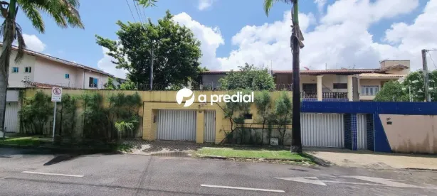 Casa com 5 Quartos à venda, 180m² no Engenheiro Luciano Cavalcante, Fortaleza
