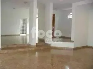 Casa com 4 Quartos para alugar, 450m² no Morada da Colina, Uberlândia