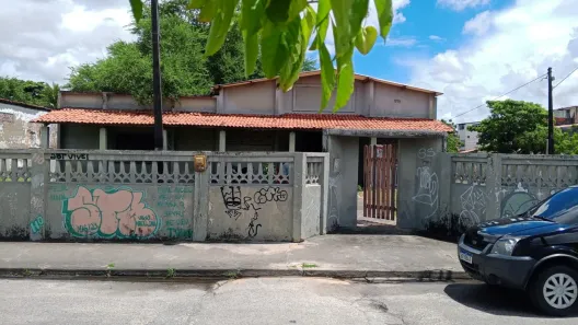 Ponto Comercial com 1 Quarto à venda, 231m² no Prefeito José Walter, Fortaleza