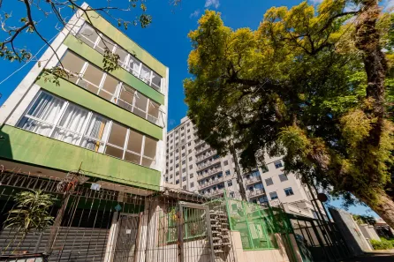 Kitnet com 1 Quarto para alugar, 37m² no Azenha, Porto Alegre