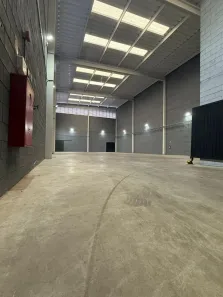 Galpão/Depósito/Armazém para alugar, 856m² no Portão, Arujá