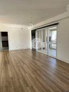 Apartamento com 3 Quartos para alugar, 183m² no Cambuí, Campinas