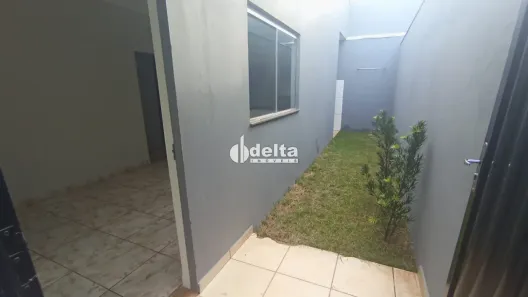 Casa com 2 Quartos à venda, 53m² no Jardim Canaã, Uberlândia