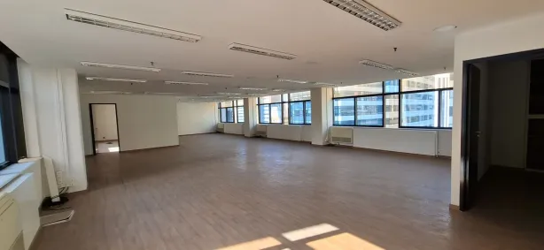 Sala Comercial para venda ou aluguel, 196m² no Cidade Monções, São Paulo