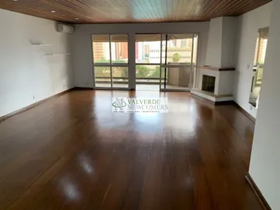 Apartamento com 3 Quartos para alugar, 210m² no Cambuí, Campinas