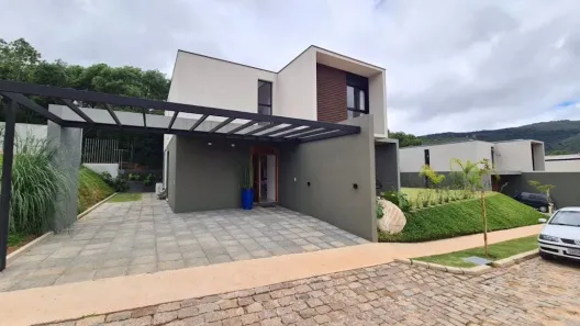 Casa de Condomínio com 3 Quartos à venda, 235m² no Cidade Satélite, Atibaia